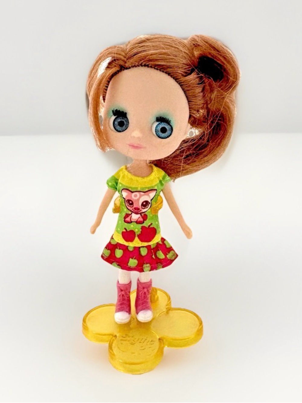 Blythe Littlest Pet Shop LPS B29 Doll 4.5” Pig Dress Shoes w Stand Big Blue Eyes